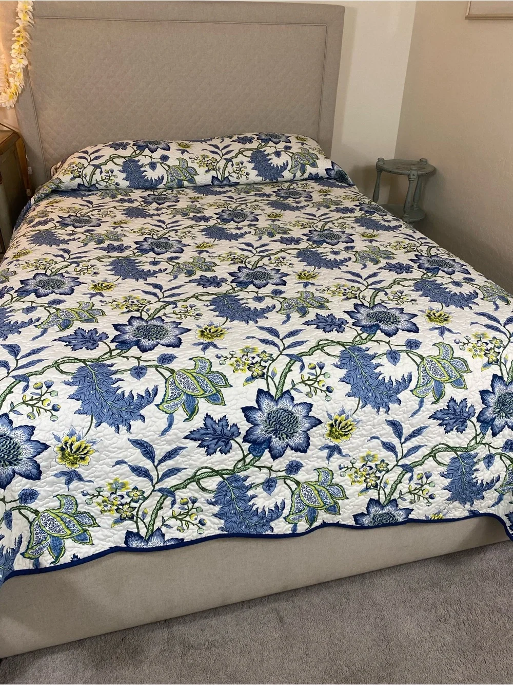 Waverly 3 pc King Blue and Green Floral Quilted Bedspread Like New